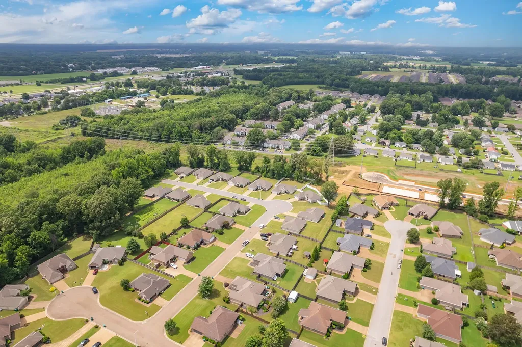54 Golden Brooke Drive Jackson TN 38305