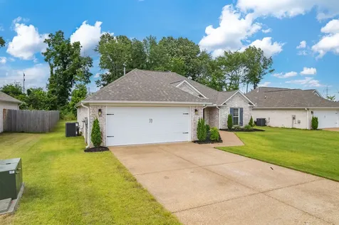 54 Golden Brooke Drive Jackson TN 38305