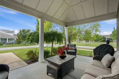 1551 Drakes Creek Road Hendersonville TN 37075