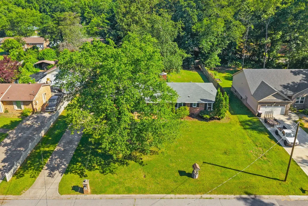 1534 Armistead Drive Clarksville TN 37042