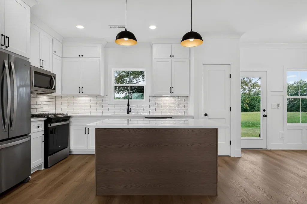 193 Cripps Lane Smithville TN 37166