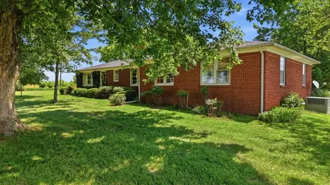 5039 Somerville Road Cross Plains TN 37049