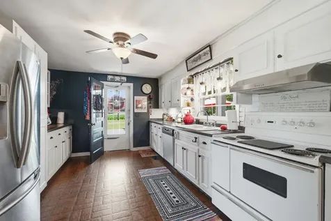 5039 Somerville Road Cross Plains TN 37049