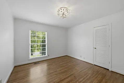 5340 Forest Acres Drive Nashville TN 37220