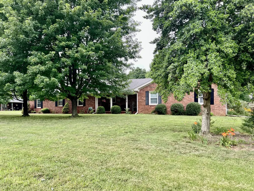 1010 S College Street Franklin KY 42134