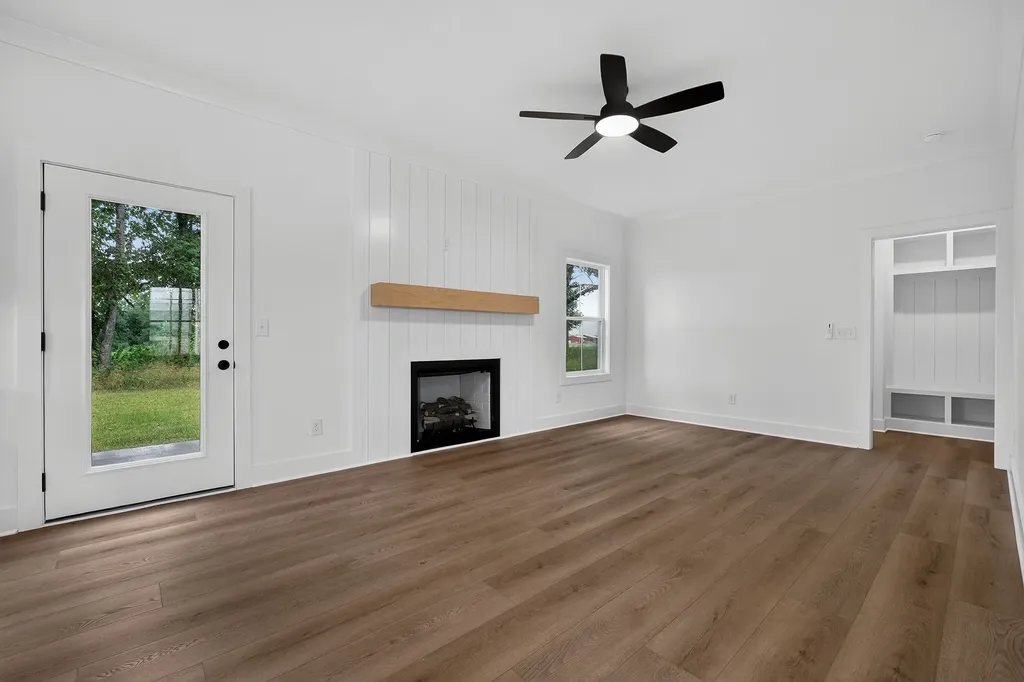 241 Cripps Lane Smithville TN 37166