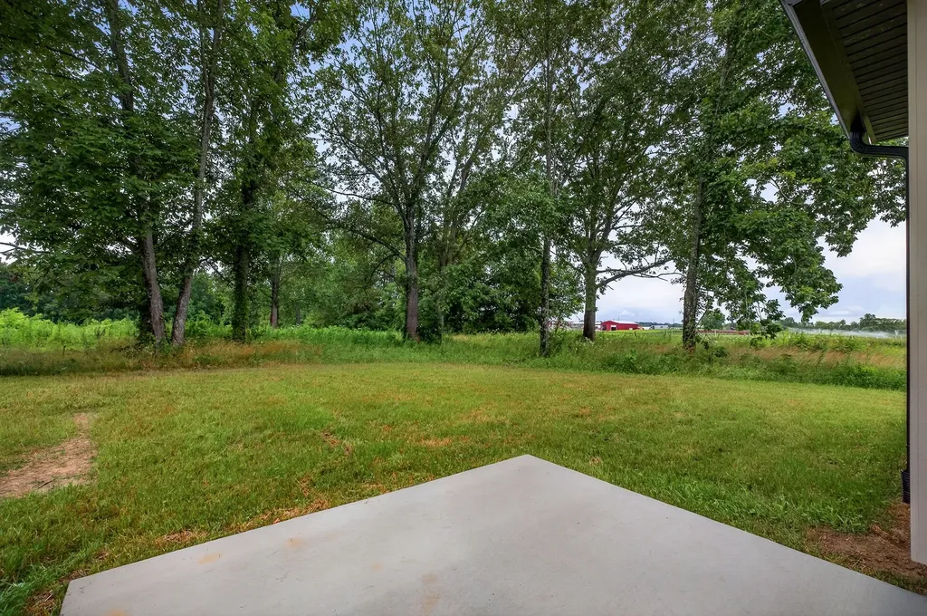 241 Cripps Lane Smithville TN 37166