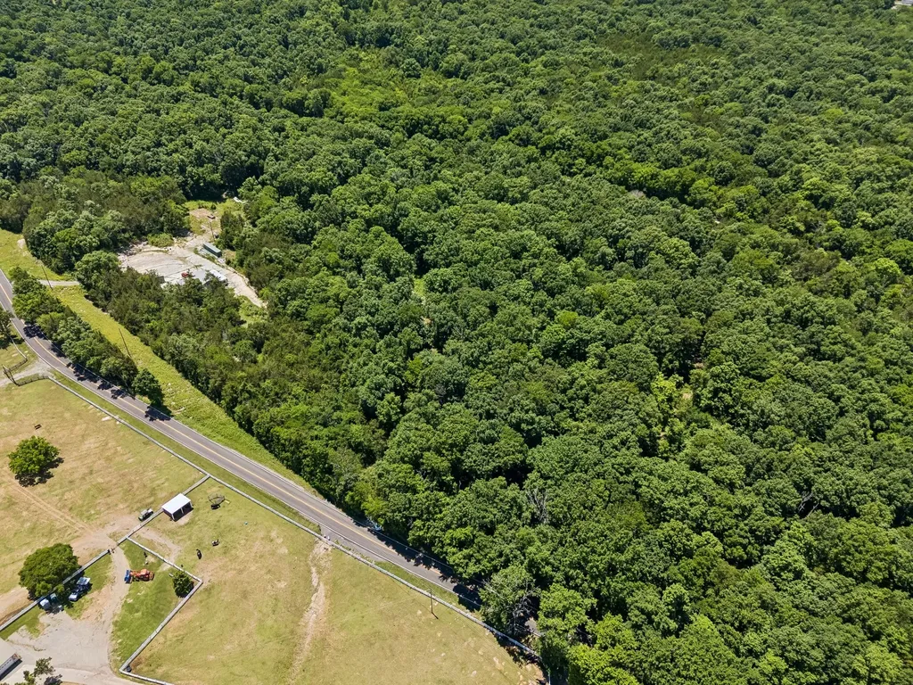 9346 Christiana Fosterville Road Christiana TN 37037