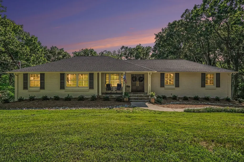 4629 Shys Hill Road Nashville TN 37215