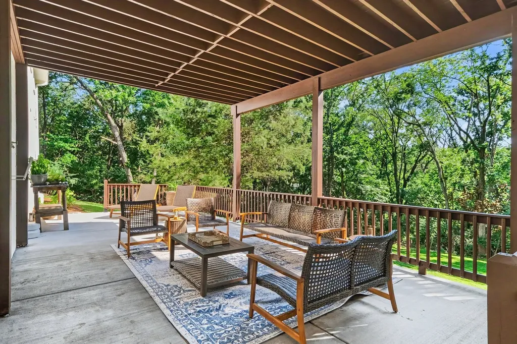 4629 Shys Hill Road Nashville TN 37215