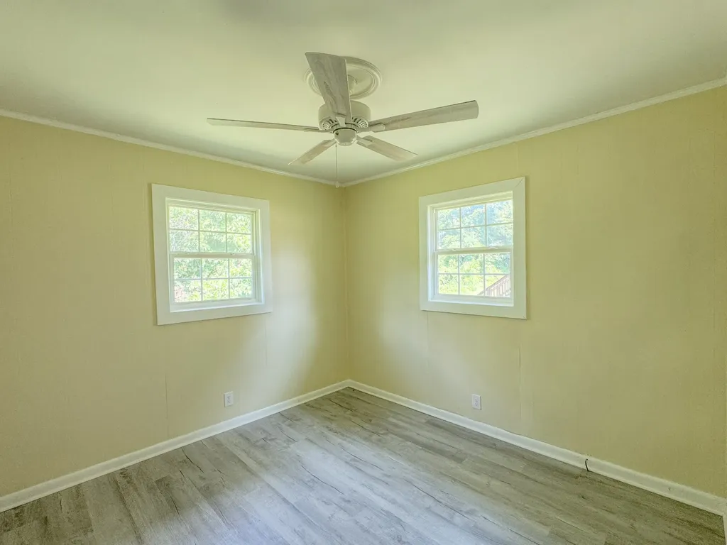 211 Hayes Street Hartsville TN 37074
