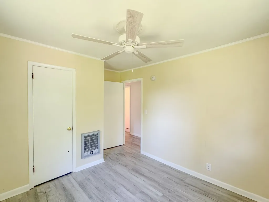 211 Hayes Street Hartsville TN 37074