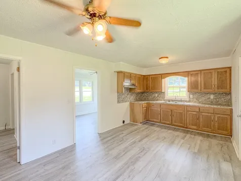 211 Hayes Street Hartsville TN 37074