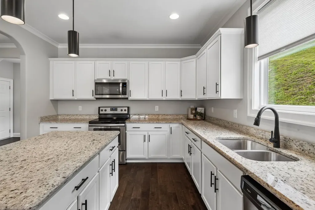 2387 Somerset Valley Drive Antioch TN 37013