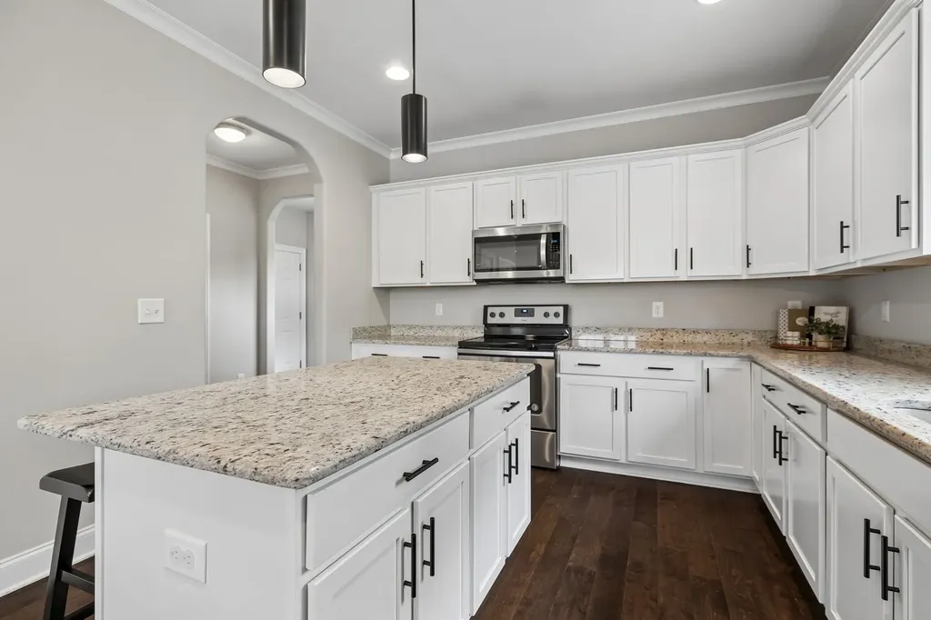 2387 Somerset Valley Drive Antioch TN 37013