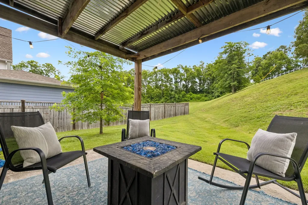 2387 Somerset Valley Drive Antioch TN 37013