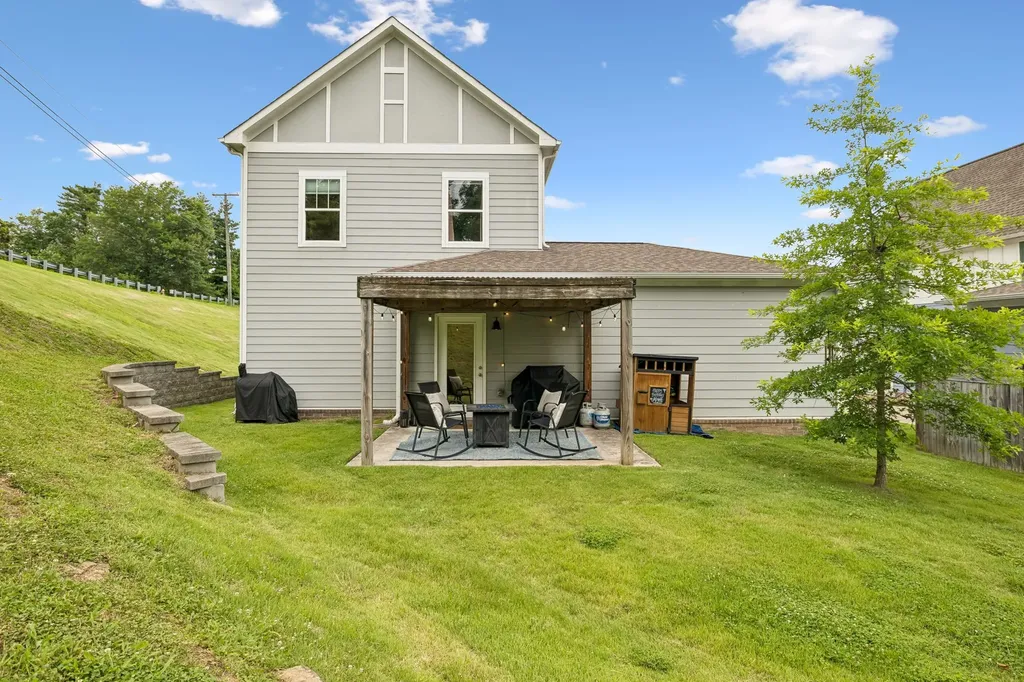 2387 Somerset Valley Drive Antioch TN 37013