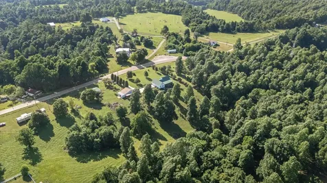 1621 Shelbyville Highway Petersburg TN 37144