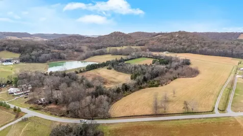 3100 Floyd Road Eagleville TN 37060