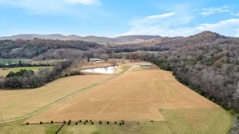 3100 Floyd Road Eagleville TN 37060