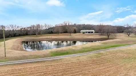 3100 Floyd Road Eagleville TN 37060