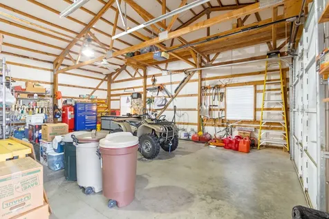 3100 Floyd Road Eagleville TN 37060