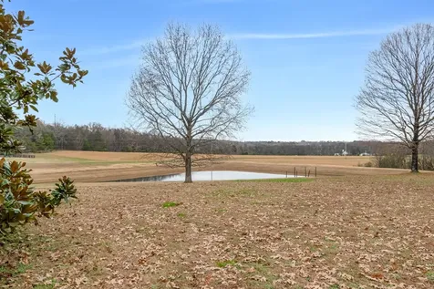 3100 Floyd Road Eagleville TN 37060