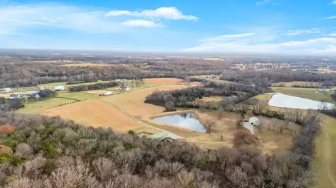 3100 Floyd Road Eagleville TN 37060