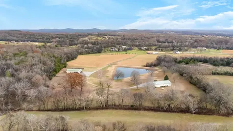 3100 Floyd Road Eagleville TN 37060