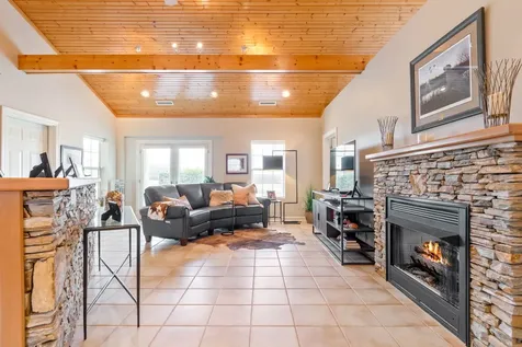 3100 Floyd Road Eagleville TN 37060
