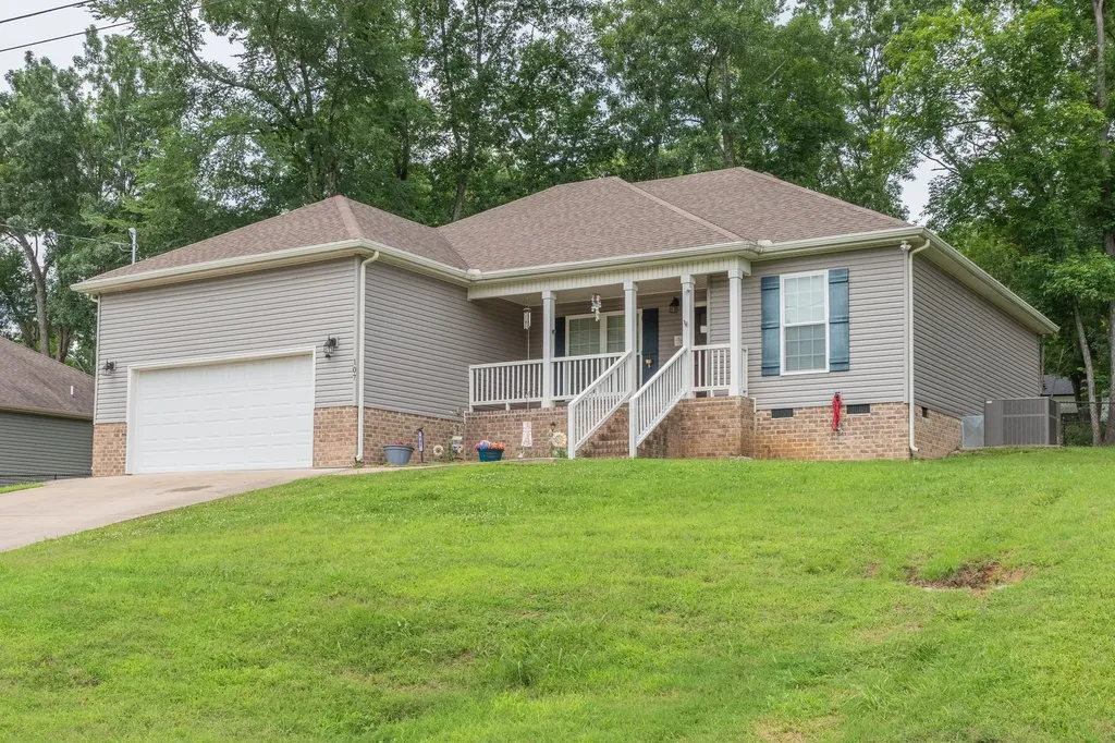 107 Doak Street Shelbyville TN 37160
