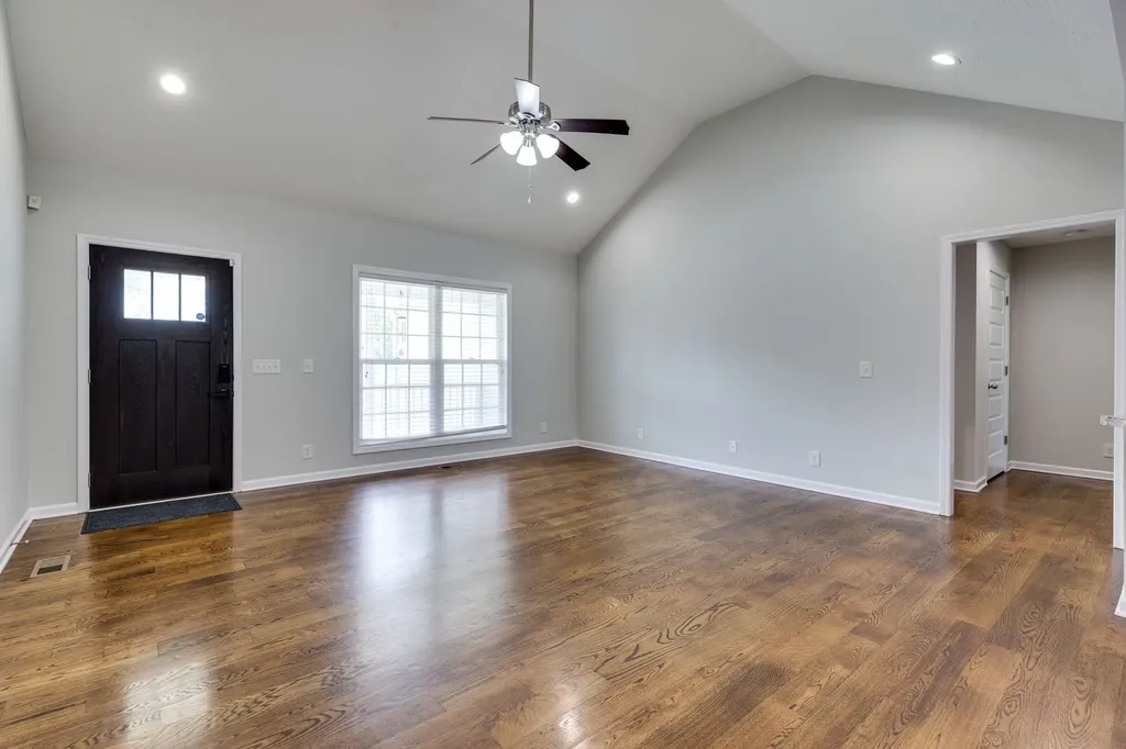 107 Doak Street Shelbyville TN 37160