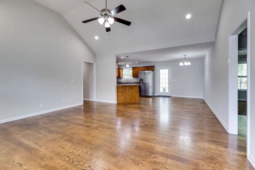 107 Doak Street Shelbyville TN 37160