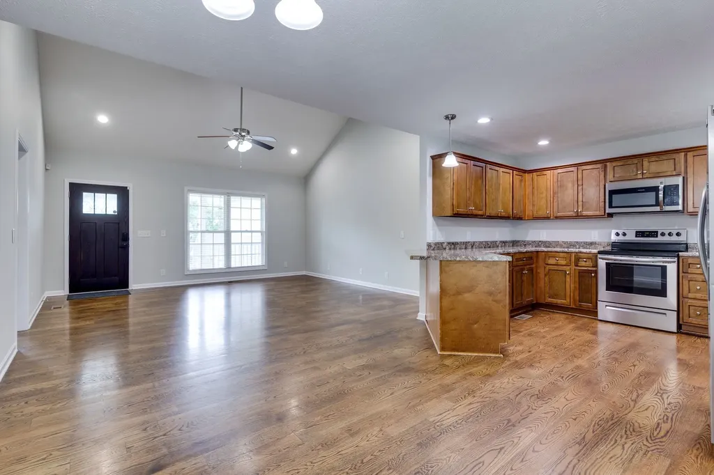 107 Doak Street Shelbyville TN 37160