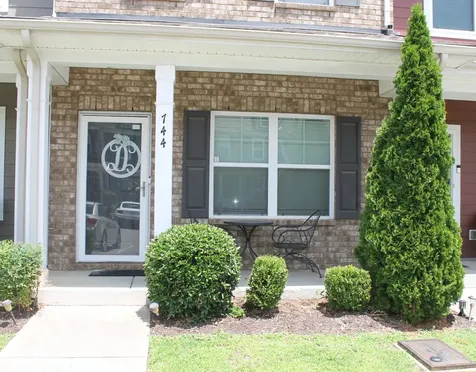 744 Bradburn Village Way Antioch TN 37013
