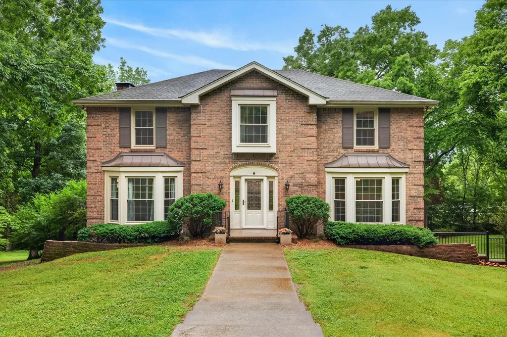 1610 Deerfield Drive Clarksville TN 37043