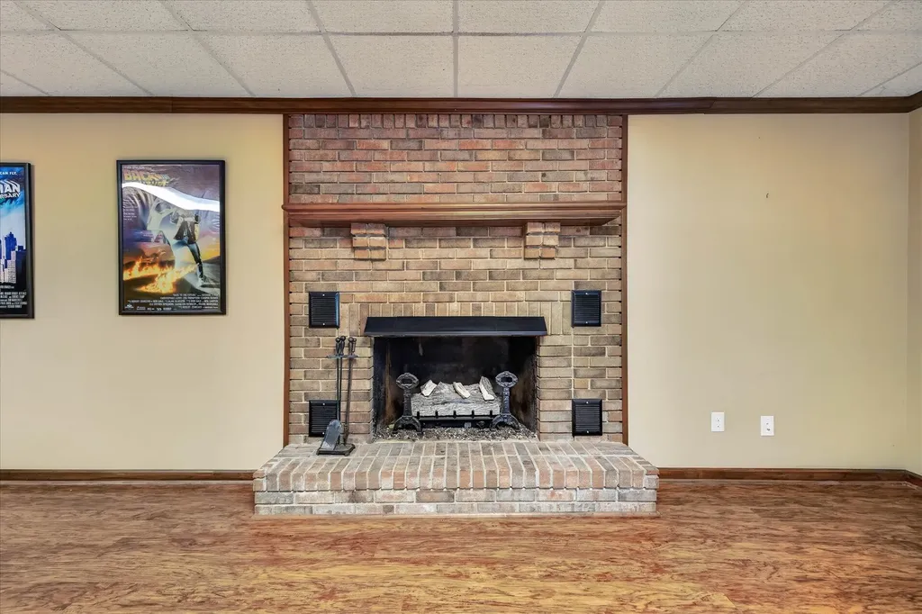 1610 Deerfield Drive Clarksville TN 37043