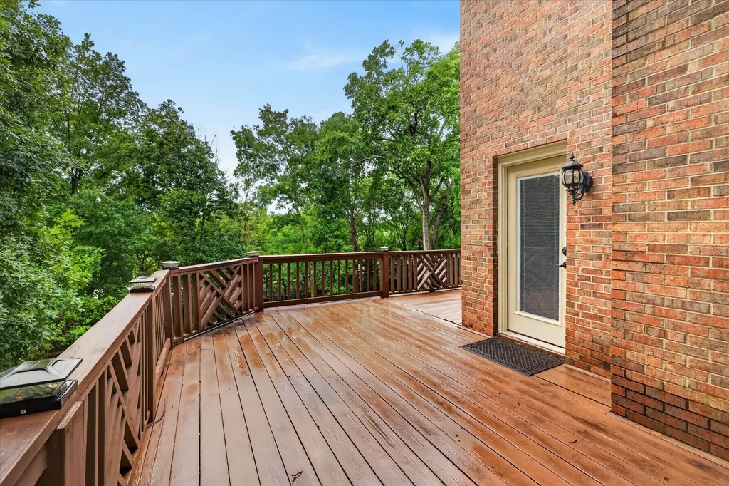 1610 Deerfield Drive Clarksville TN 37043