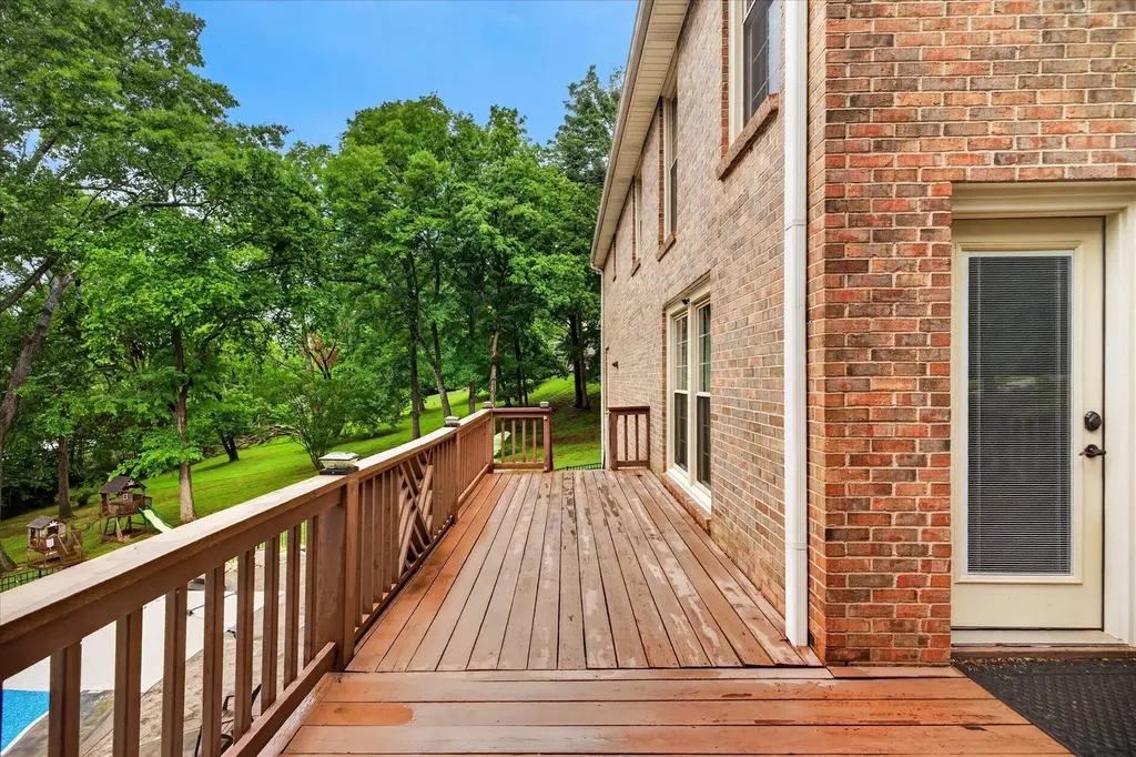 1610 Deerfield Drive Clarksville TN 37043