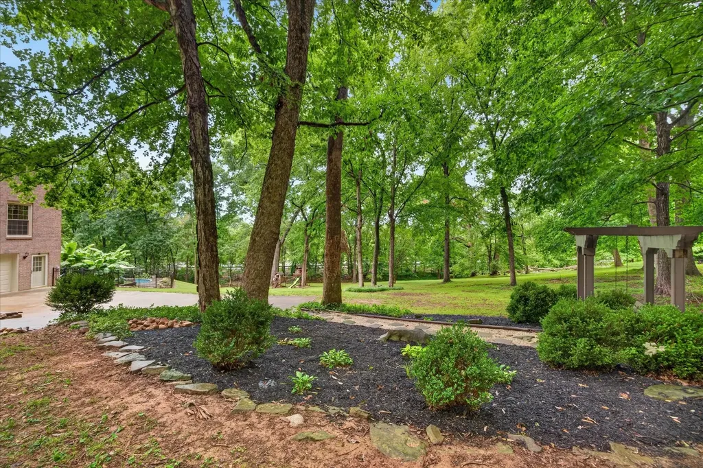 1610 Deerfield Drive Clarksville TN 37043