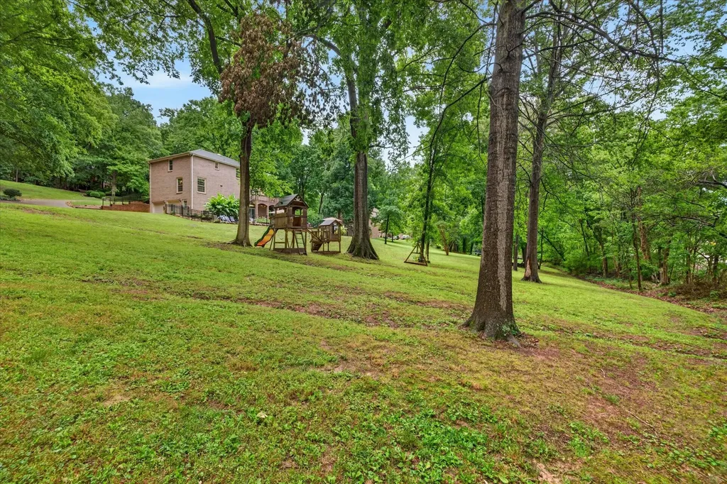 1610 Deerfield Drive Clarksville TN 37043