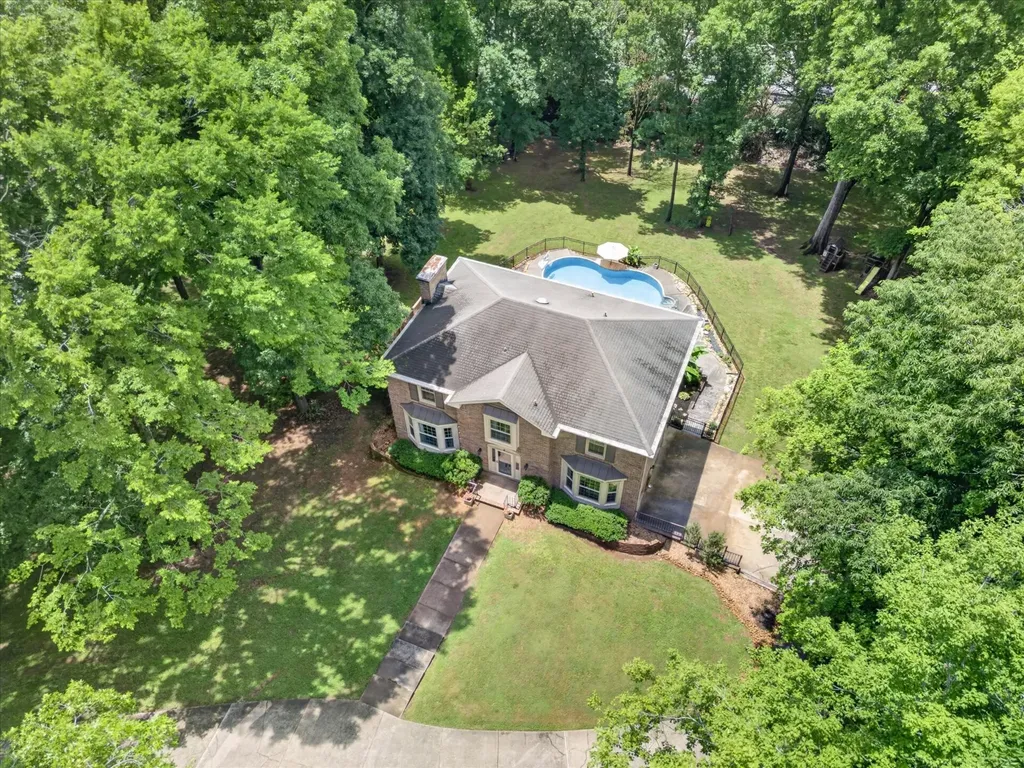 1610 Deerfield Drive Clarksville TN 37043