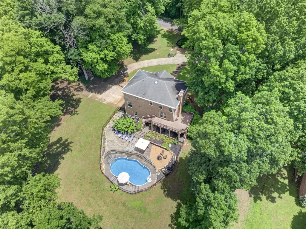 1610 Deerfield Drive Clarksville TN 37043