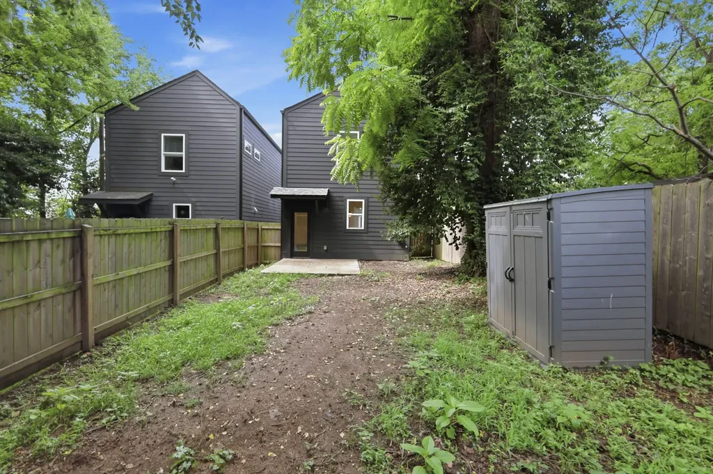 320B Leafland Avenue Nashville TN 37210