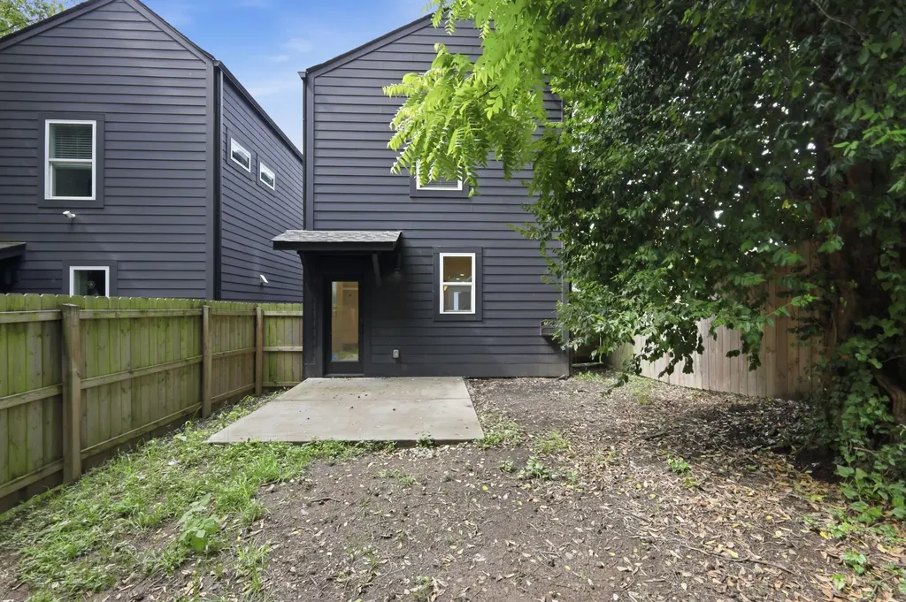 320B Leafland Avenue Nashville TN 37210