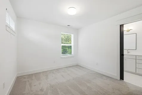 320B Leafland Avenue Nashville TN 37210