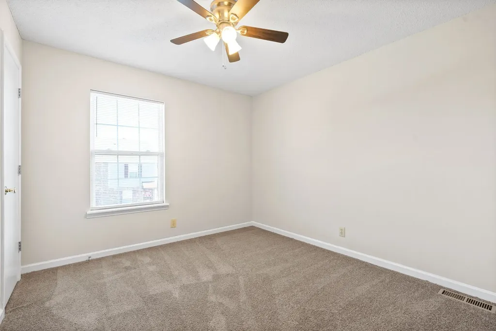 2303 Raleigh Court Clarksville TN 37043