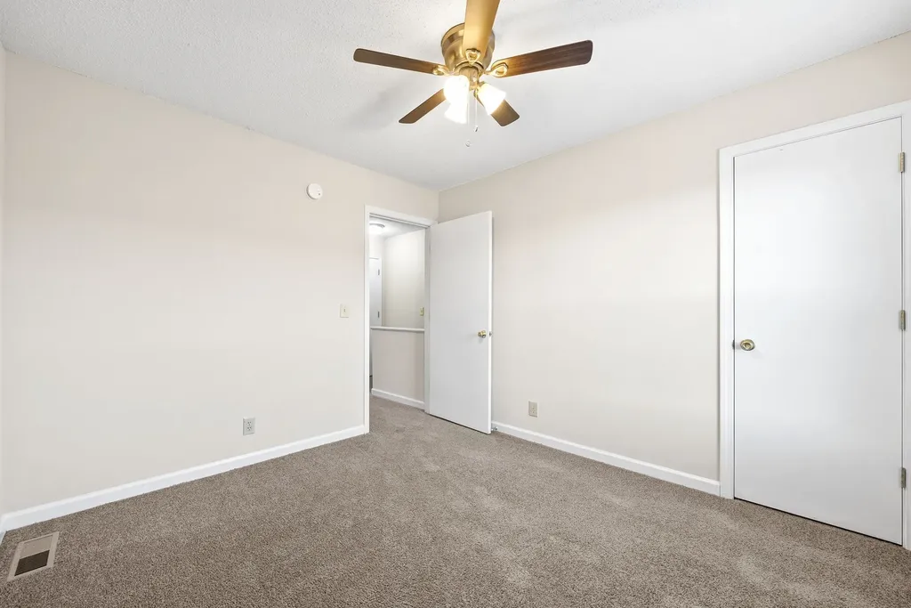 2303 Raleigh Court Clarksville TN 37043