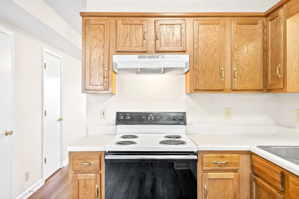 2303 Raleigh Court Clarksville TN 37043