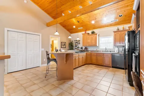 3100 Floyd Road Eagleville TN 37060